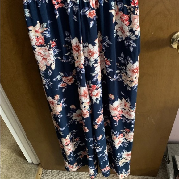 Jumpsuit - Picture 3 of 4